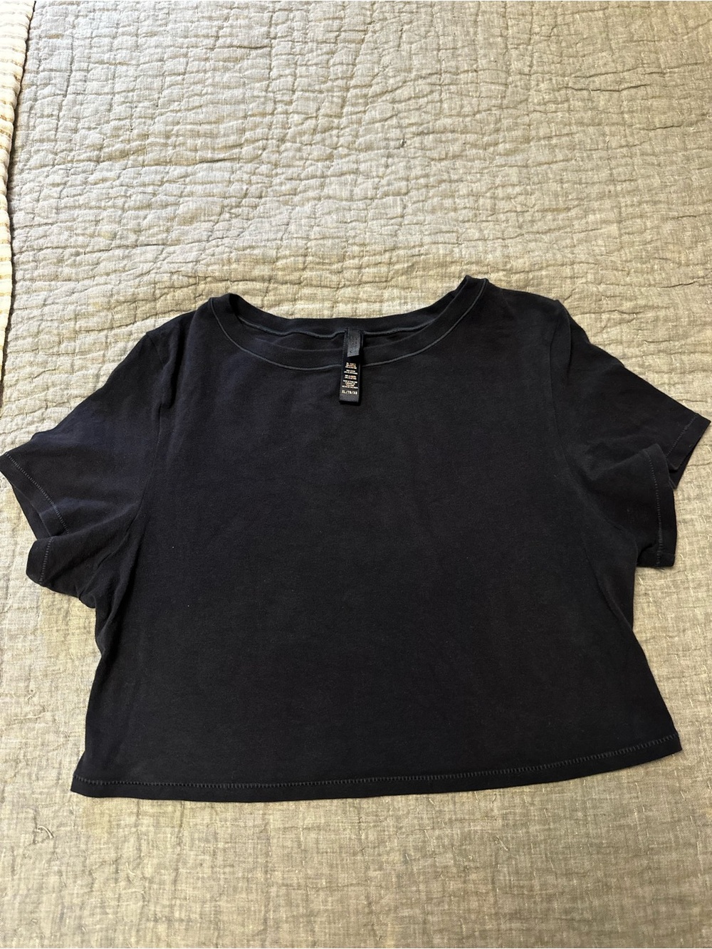 SKIMS Women's Navy Cropped Tee XL